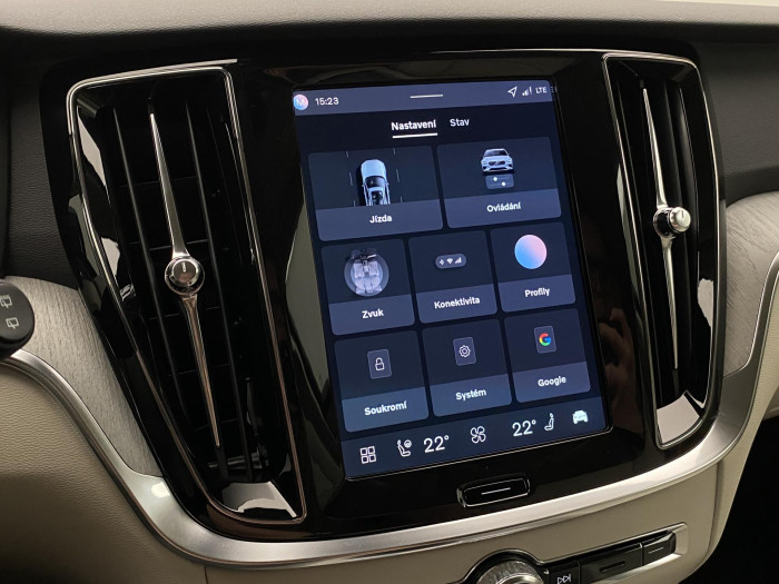 Volvo V60 B4 AUT BRIGHT PLUS