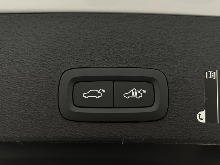 Volvo XC40 T3 R-DESIGN