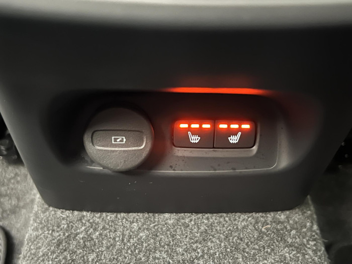 Volvo XC40 B4 CORE AUT 1.maj.