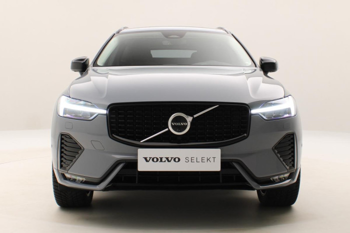 Volvo XC60 B4 AWD ULTIMATE DARK AUT CZ