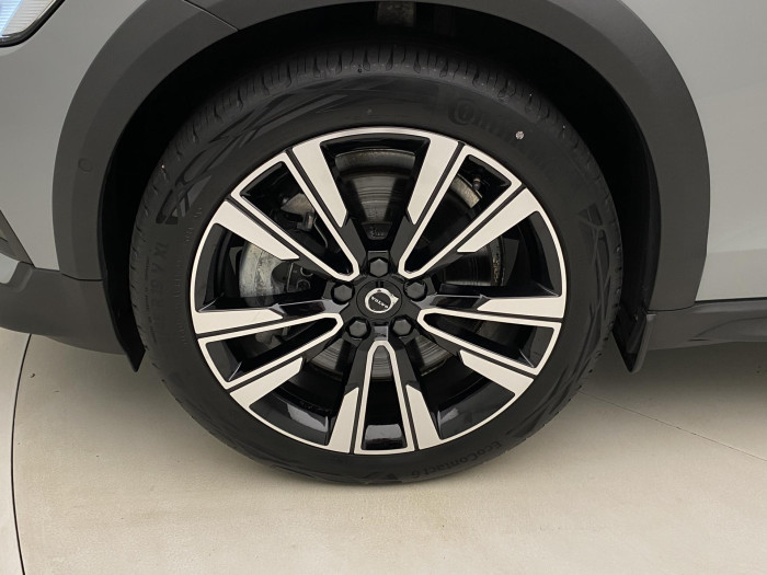 Volvo V60 CC B5 AWD PLUS AUT 1.maj