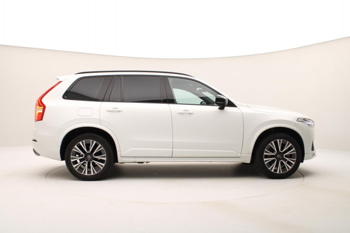 Volvo XC90 B5 AWD R-DESIGN AUT 1.maj.