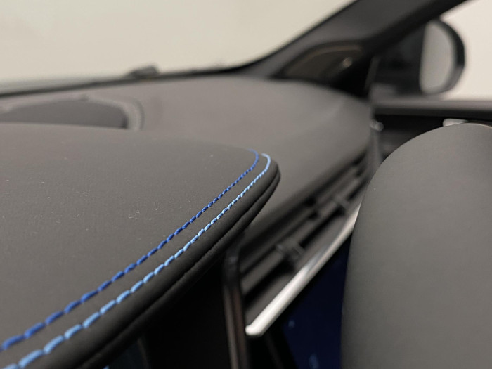 Lynk & Co 01 PHEV DCT AUT 1.maj REZERVACE