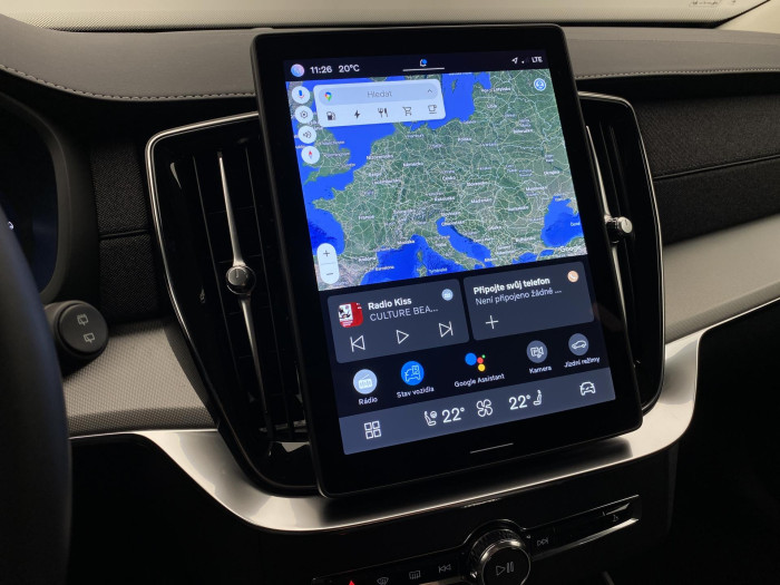 Volvo XC90 T8 AWD RECHARGE CORE AUT CZ 7m