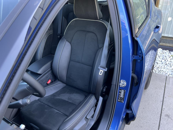 Volvo XC40 T4 AWD R-DESIGN Aut 1.maj.