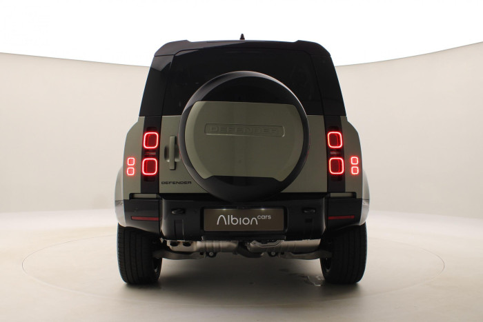 Land Rover Defender 110 D300 X-DYNAMIC HSE AWD AUT 3.0 d Dynamic