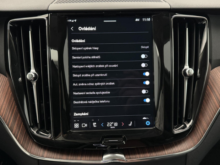 Volvo XC60 T8 AWD RECHARGE BRIGHT PLUS