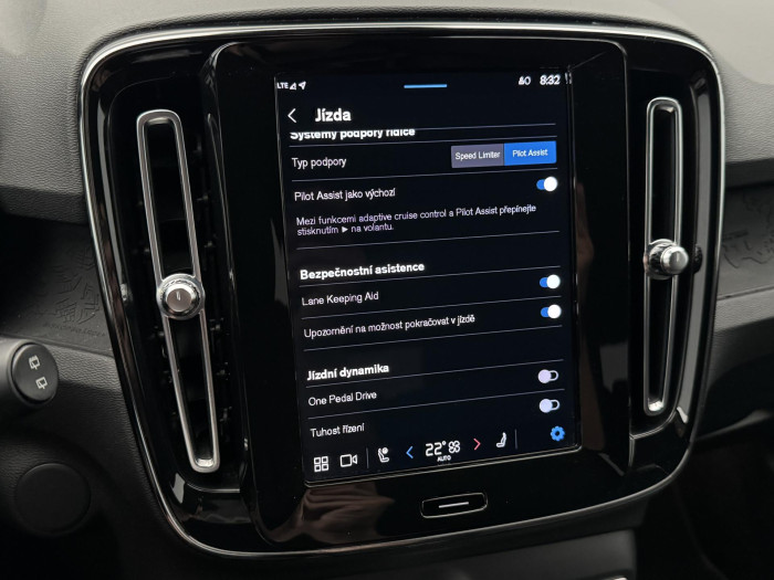 Volvo XC40 RECHARGE SINGLE PLUS 1.maj.