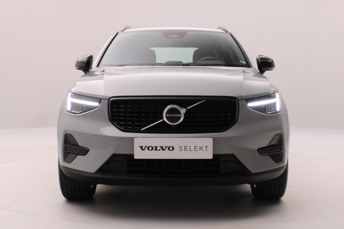 Volvo XC40 B3 DARK PLUS AUT CZ