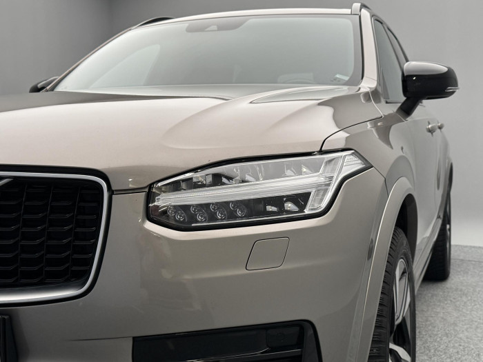 Volvo XC90 B5 AWD R-DESIGN AUT CZ