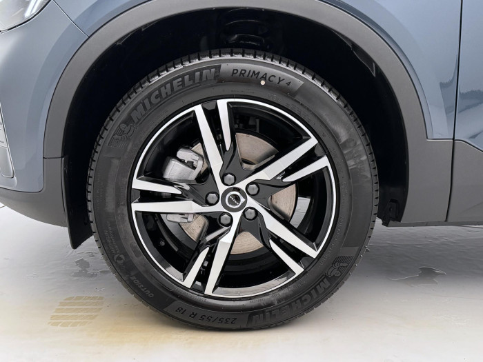Volvo XC40 B3 AUT DARK PLUS