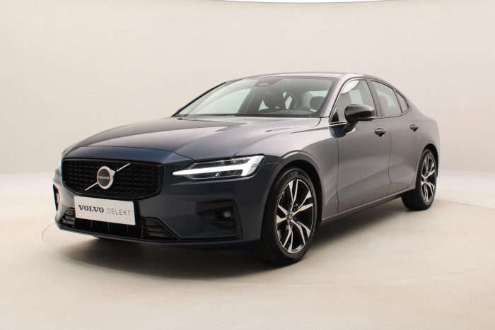 Volvo S60 B5 AWD ULTIMATE DARK AUT 1.maj