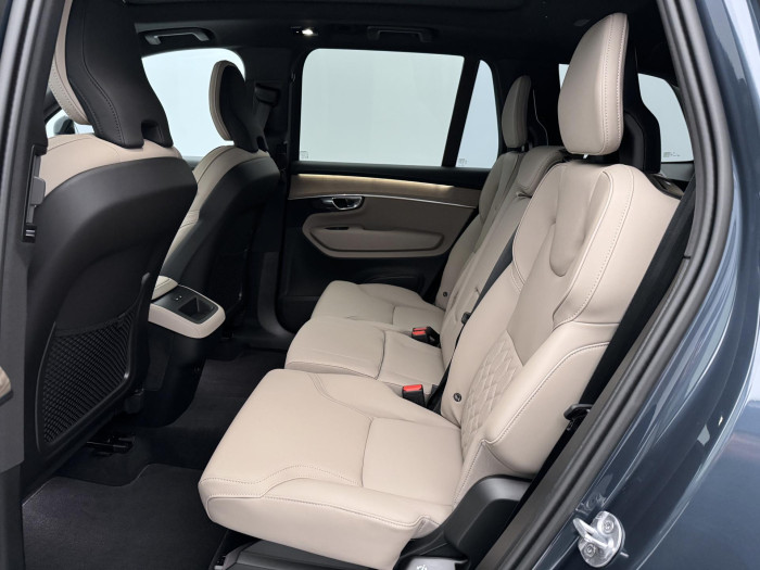 Volvo XC90 B5 AWD AUT DARK PLUS 7míst