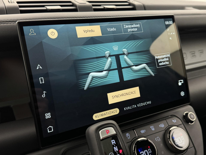 Land Rover Defender OCTA P635