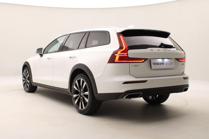 Volvo V60 CC D4 AWD PRO REZERVACE 2.0 d CC CC