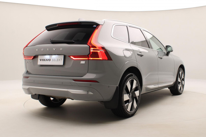 Volvo XC60 T8 AWD ULTIMATE RECHARGE 1.maj