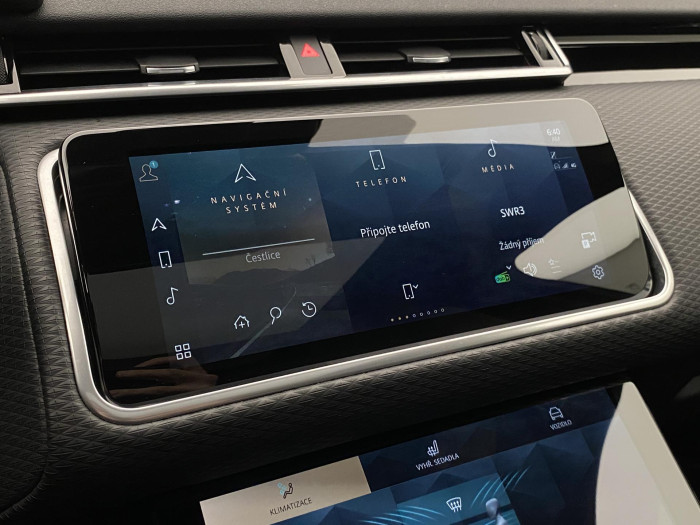 Land Rover Range Rover Velar D200 R-DYNAMIC SE REZERVACE 2.0 d Dynamic SE