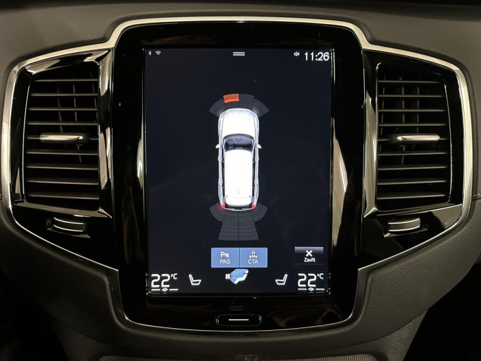 Volvo XC90 B5 AWD R-DESIGN AUT REZERVACE
