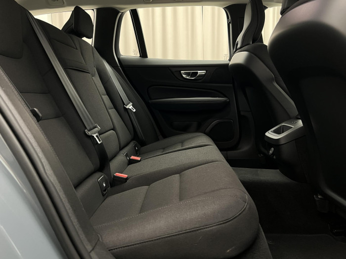 Volvo V60 B4 MOMENTUM AUT 2.0 Momentum