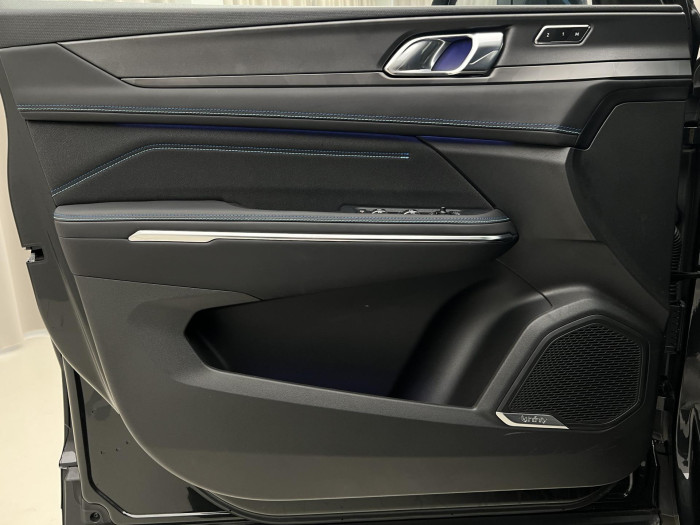 Lynk & Co 01 PHEV DCT AUT 1.maj.