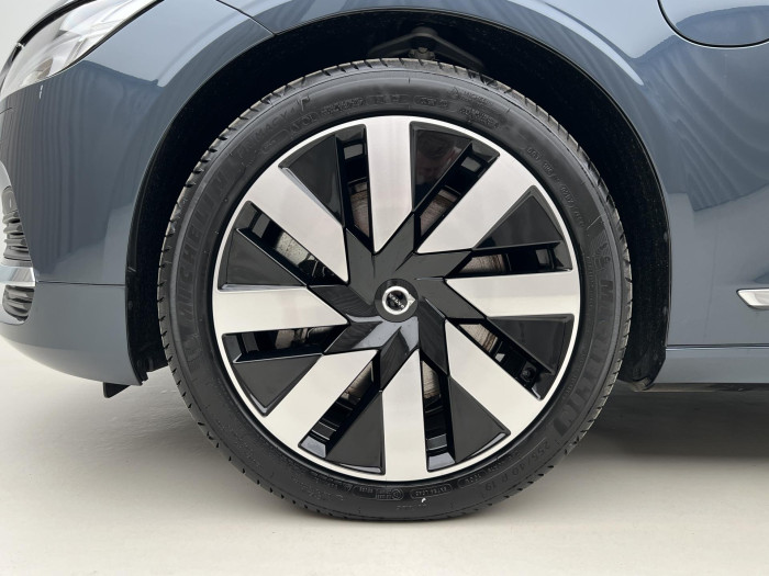 Volvo V90 T6 AWD RECHARGE CORE AUT 1.maj