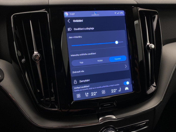 Volvo XC60 B5 AWD CORE AUT