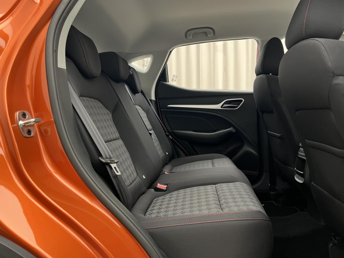 MG ZS 1.5 ESSENTIAL PLUS CZ 1.maj.