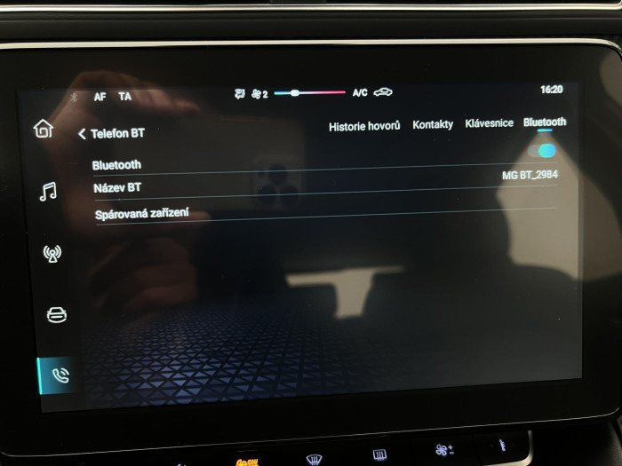 MG ZS 1.0T EXCLUSIVE AUT CZ 1.maj. 1.0 Exclusive