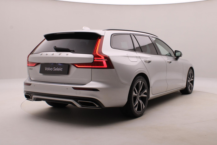 Volvo V60 B4 R-DESIGN AUT