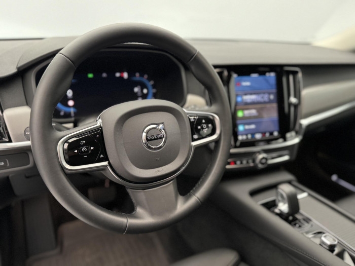 Volvo V90 CC B4 AWD PLUS 1.maj