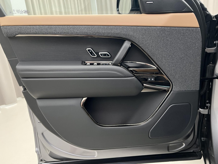 Land Rover Range Rover Sport D300 DYNAMIC SE REZERVACE 3.0 d Dynamic SE