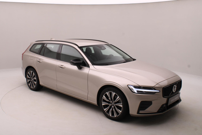 Volvo V60 B4 DARK PLUS AUT CZ