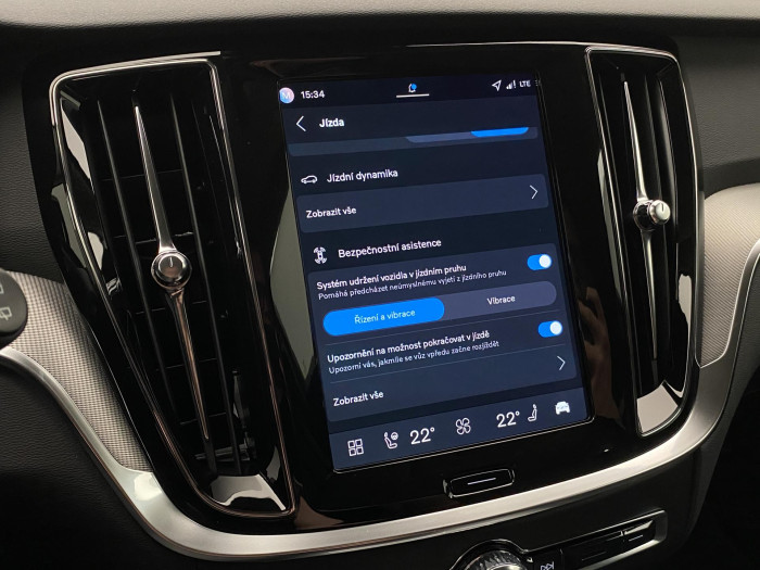 Volvo V60 B4 AUT DARK PLUS