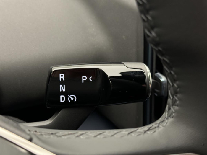 Volvo EX30 PURE ELECTRIC RECHAR. CORE RWD