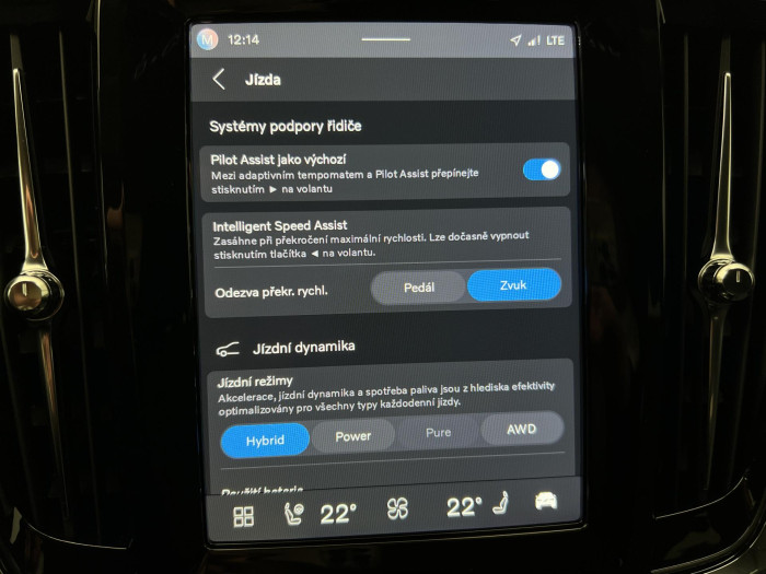 Volvo V90 T6 AWD RECHARGE CORE AUT 1.maj