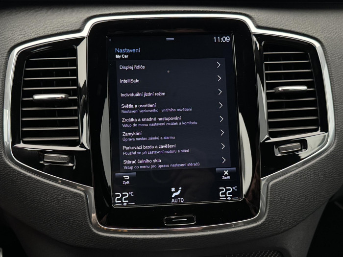Volvo XC90 D5 AWD R-DESIGN AUT CZ 2.0 d