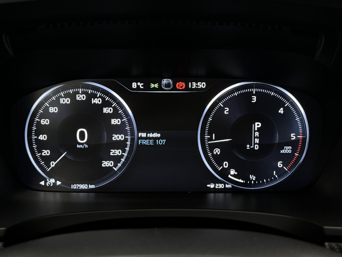 Volvo V90 D5 AWD R-DESIGN AUT CZ 2.0 d