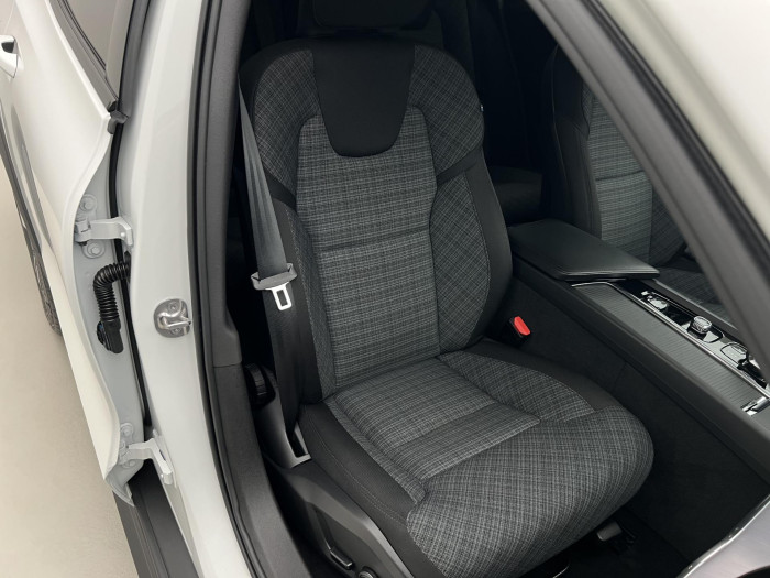 Volvo V60 CC B4 AWD AUT 1.maj. 2.0 CC CC