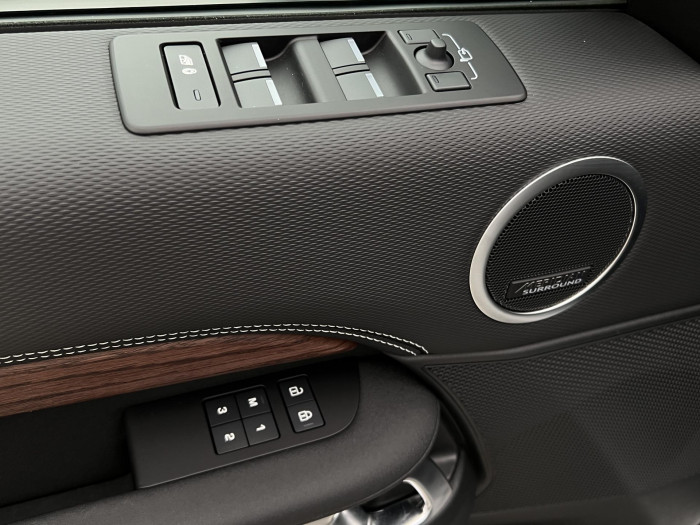 Land Rover Discovery D250 DYNAMIC SE AWD AUT CZ 3.0 d Dynamic SE