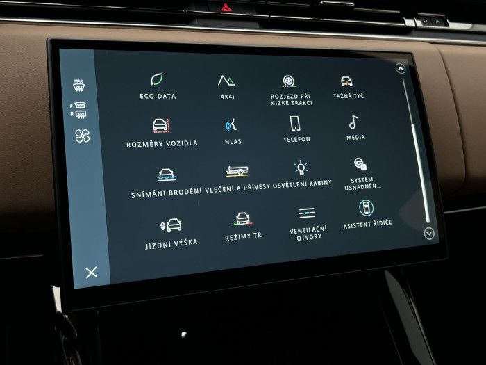 Land Rover Range Rover Sport D300 DYNAMIC SE REZERVACE 3.0 d Dynamic SE