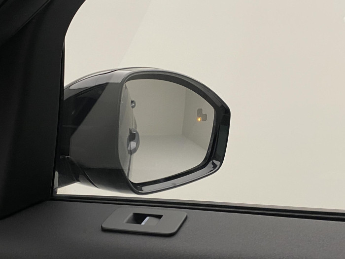 Land Rover Discovery Sport D200 R-DYNAMIC SE AWD AUT 2.0 d Dynamic SE