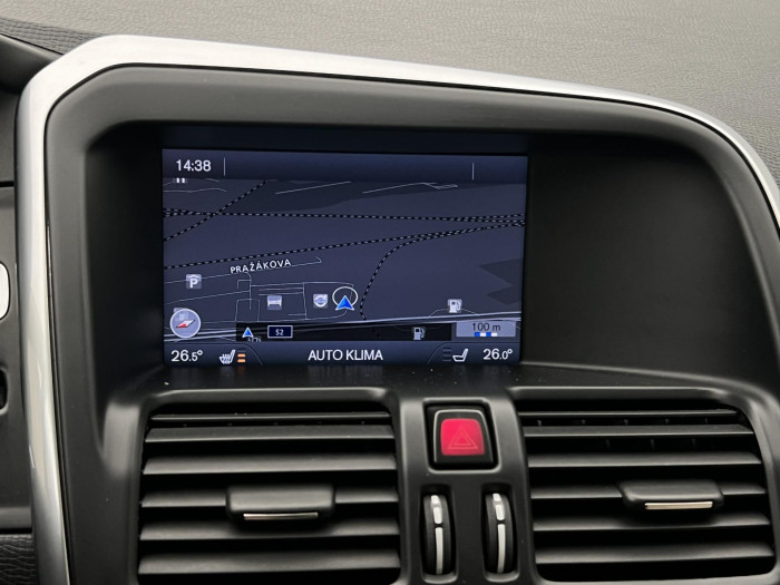 Volvo XC60 D4 AWD SUMMUM 2.4 d Summum