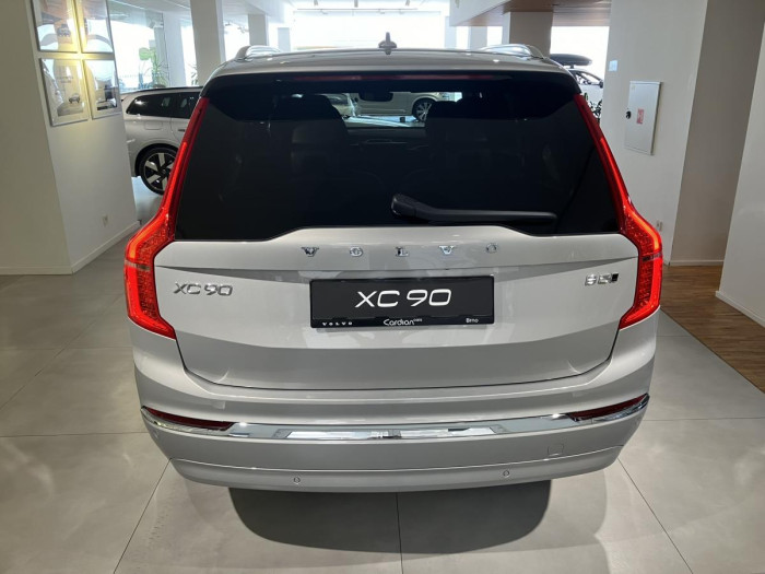 Volvo XC90 B5 AWD AUT BRIGHT PLUS 7-míst