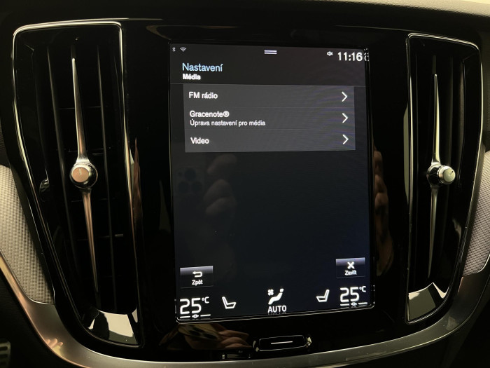 Volvo V60 D3 AWD R-DESIGN AUT 2.0 d