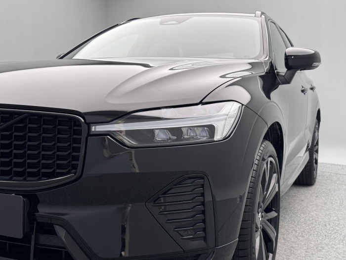Volvo XC60 B5 AWD BLACK EDITION AUT 2.0 Edition
