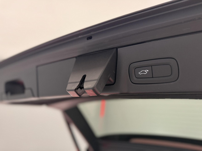 Volvo V90 D3 MOMENTUM PRO AUT 2.0 d Momentum