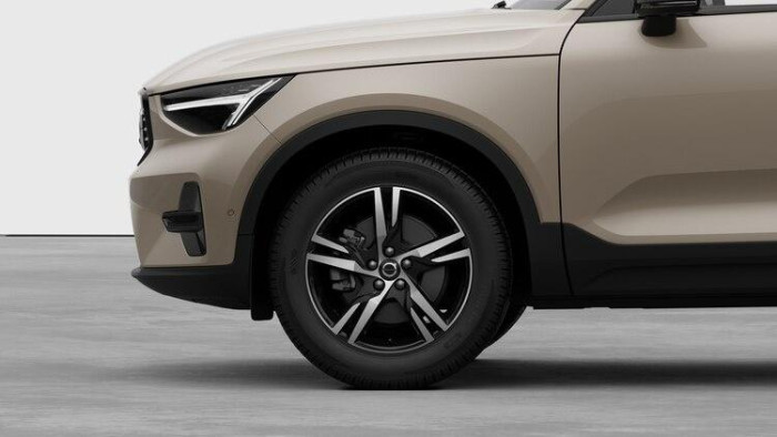 Volvo XC40 B3 DARK PLUS AUT