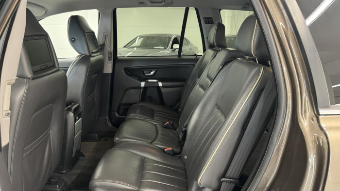 Volvo XC90 D5 AWD SUMMUM AUT REZERVACE 2.4 d Summum