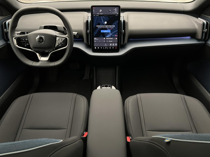 Volvo EX30 CC AWD TWIN MOTOR ULTRA AUT CC CC