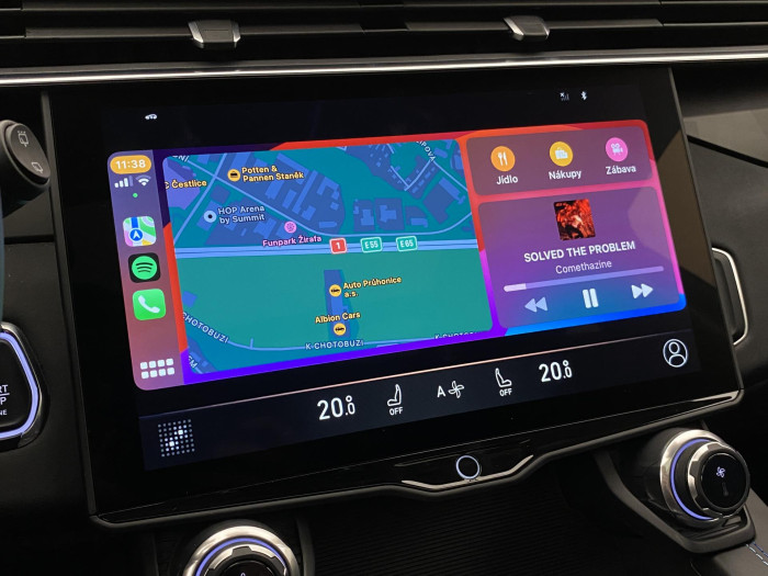 Lynk & Co 01 PHEV DCT AUT REZERVACE